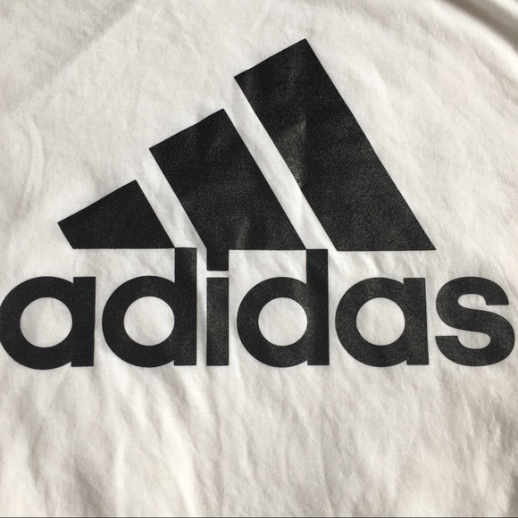 Adidas Mens Badge of Sport Graphic Tee Large NWT - Picture 4 of 10